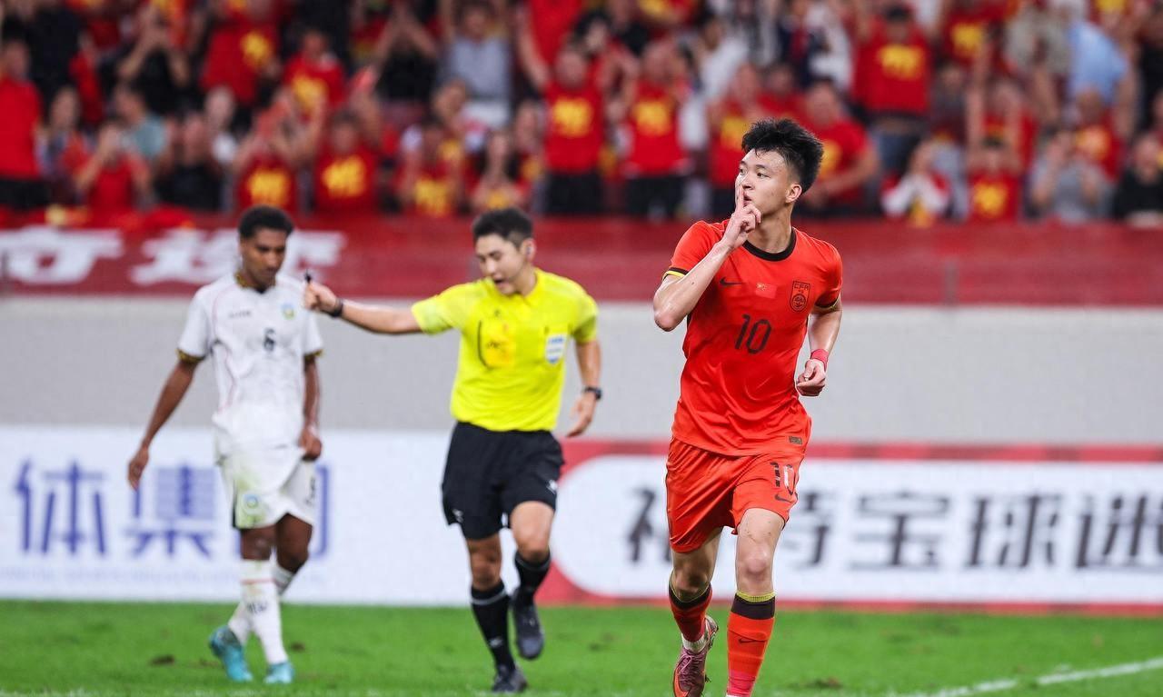 本赛季国内足球比赛首轮火爆展开 本赛季国内足球比赛首轮火爆展开