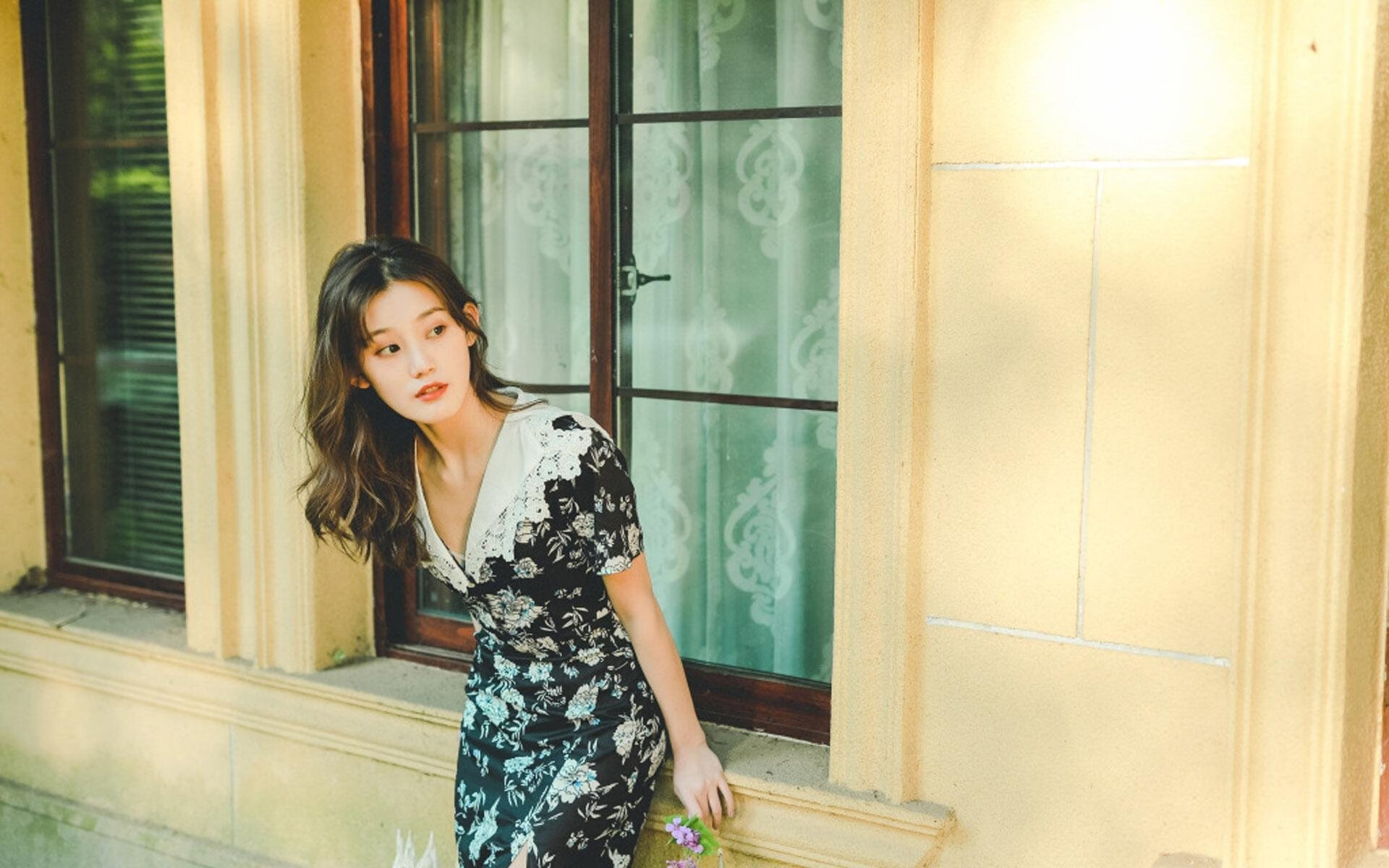 同一天空下，F1轰鸣与篮球心跳的交响