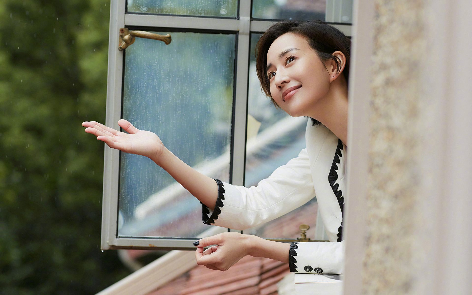 活塞粉碎太阳，保罗的审判日，历史的单行道